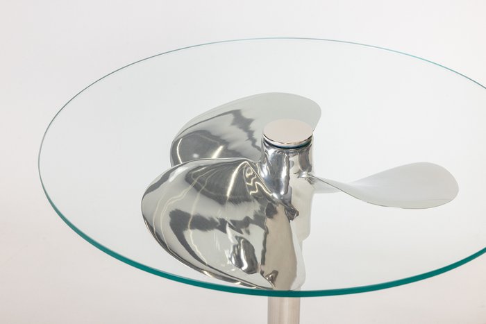 Кофейный столик Пропеллер серебряного цвета - купить Кофейные столики по цене 48390.0