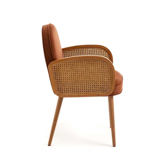 Кресло столовое из велюра и плетеного ротанга Buisseau терракотового цвета - лучшие Обеденные стулья в INMYROOM