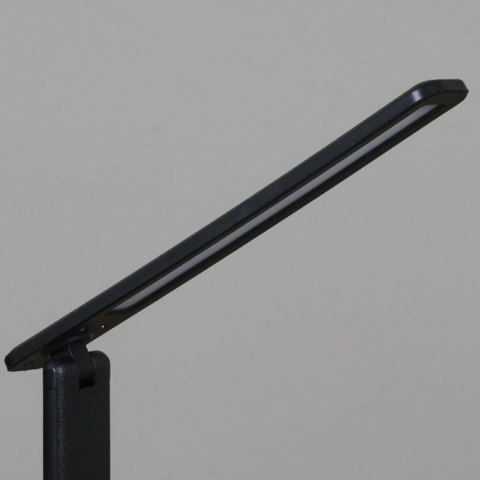 Настольная лампа 00867-0.7-01 BK (пластик, цвет черный) - купить Рабочие лампы по цене 990.0