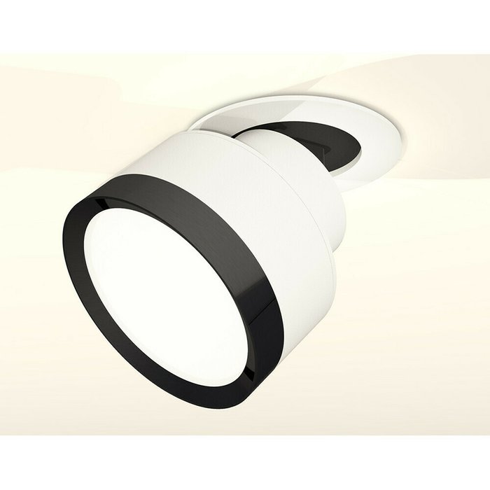 Светильник точечный Ambrella Techno Spot XM8101501 - купить Встраиваемые споты по цене 6457.0