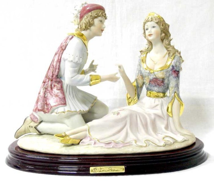 Статуэтка "Ромео и Джульетта"