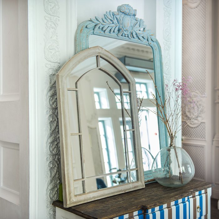 Настенное зеркало Шинон в металлической раме - лучшие Настенные зеркала в INMYROOM
