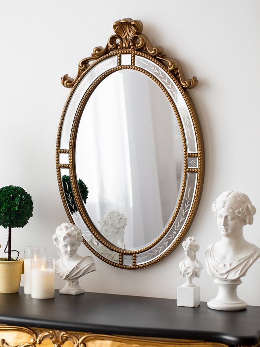 Зеркало настенное золотого цвета - купить Настенные зеркала по цене 26190.0