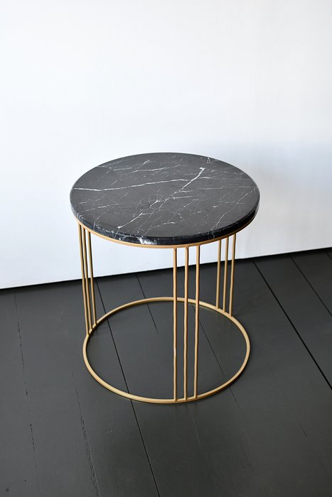 Кофейный стол Marble черно-золотого цвета