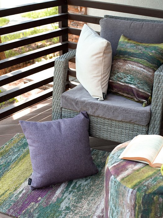 Декоративная подушка Аpollo plum фиолетового цвета - купить Декоративные подушки по цене 1127.0