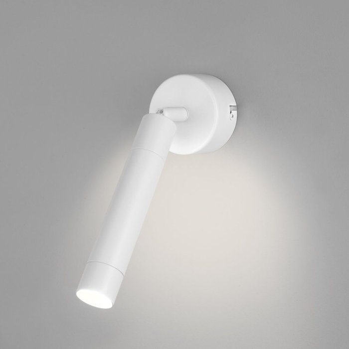Настенно-потолочный светодиодный светильник Strong белого цвета - купить Накладные споты по цене 3320.0