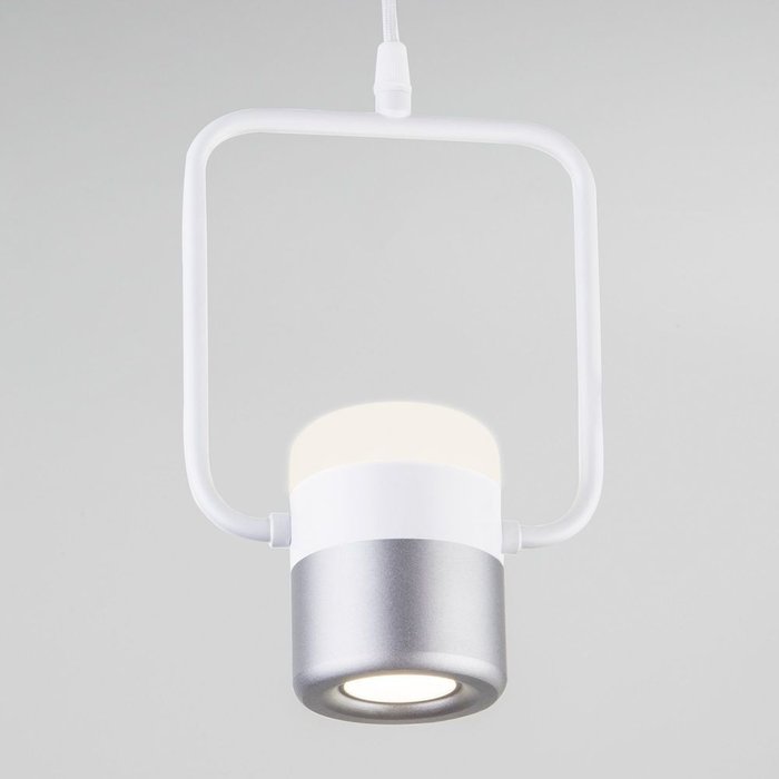 Подвесной светодиодный светильник 50165/1 LED белый/серебро Oskar - лучшие Подвесные светильники в INMYROOM