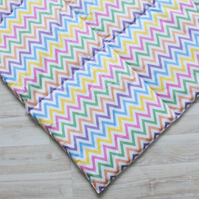 Стеганый игровой коврик Rainbow Zigzag 110х110 - купить Ковры для детской по цене 3190.0