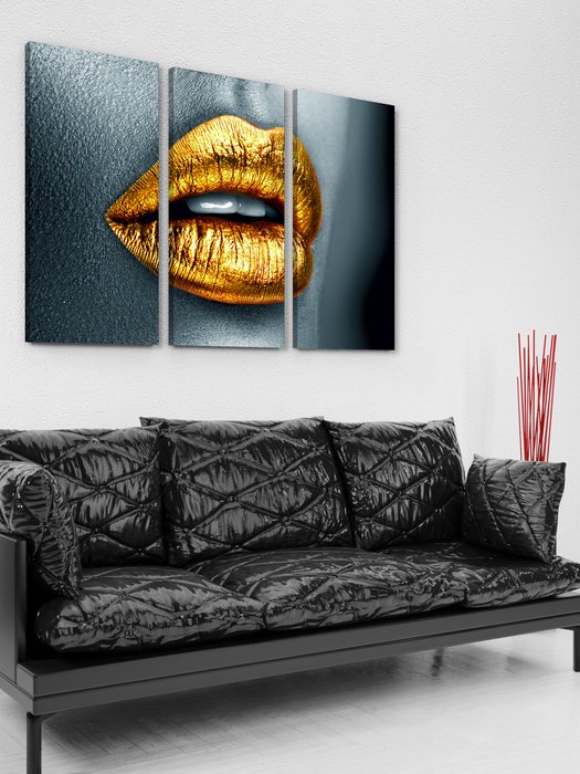 Модульная картина из трех частей Золотые губы 80х120 на холсте - купить Картины по цене 9210.0