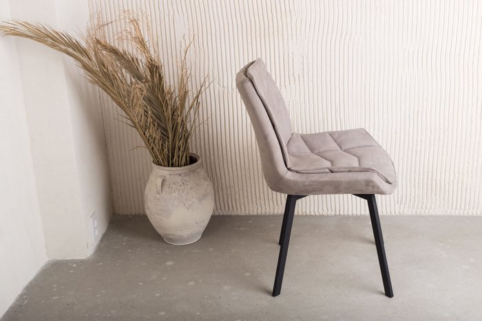 Стул Capella бежево-серого цвета с черными ножками - купить Обеденные стулья по цене 8990.0