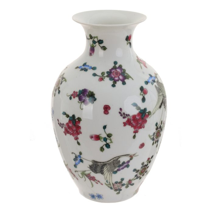Фарфоровая ваза белого цвета - купить Вазы  по цене 2892.0