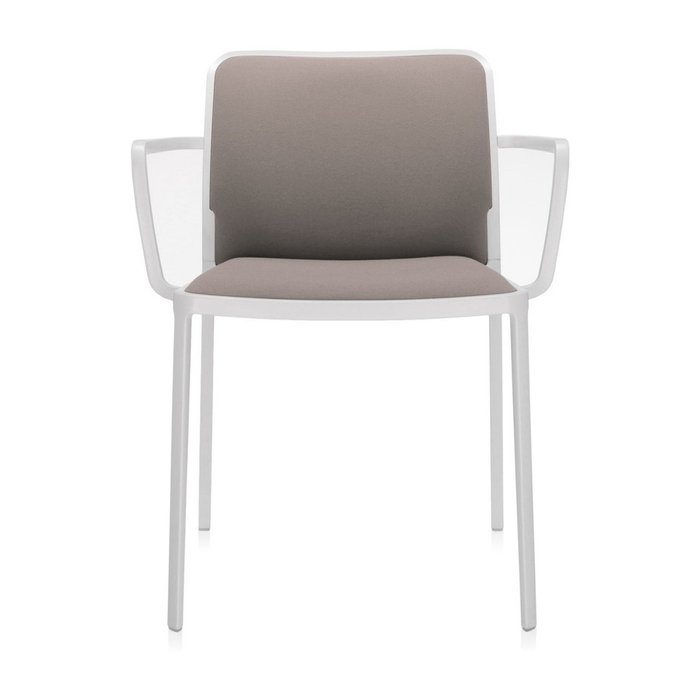 Стул Audrey Soft бежевого цвета с подлокотниками - купить Обеденные стулья по цене 89380.0