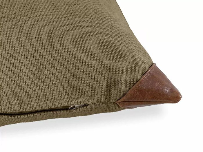 Подушка Chesterfield 60х60 коричнево-зеленого цвета - лучшие Декоративные подушки в INMYROOM