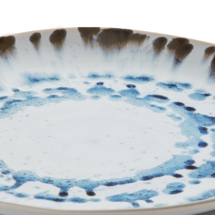 Комплект из четырех тарелок Amadora бело-синего цвета - лучшие Тарелки в INMYROOM
