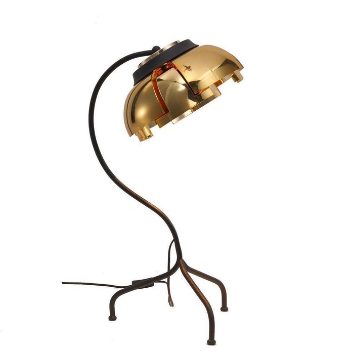 Настольная лампа  Loto  с золотым абажуром