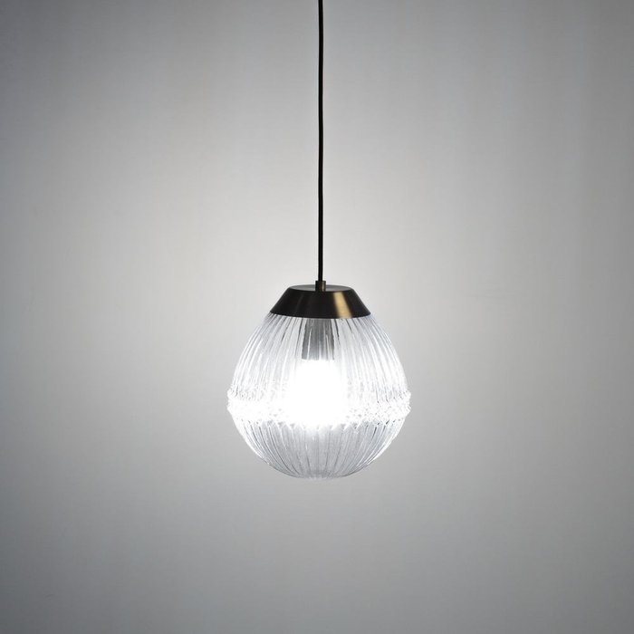Подвесной светильник Ari  изрифленого стекла    - лучшие Подвесные светильники в INMYROOM
