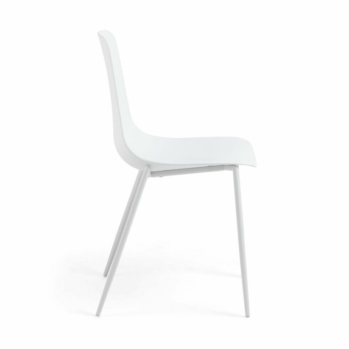 Стул Wassu белого цвета - купить Обеденные стулья по цене 11990.0