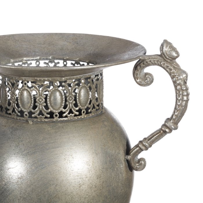 Металлическая ваза серебряного цвета - купить Вазы  по цене 10820.0