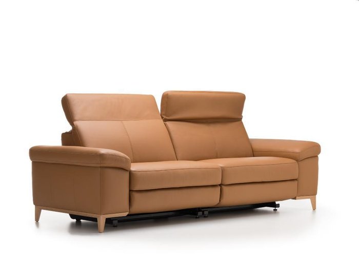 Прямой кожаный диван Cadini коричневого цвета - лучшие Прямые диваны в INMYROOM