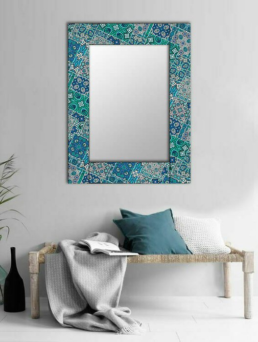 Настенное зеркало Альби 50х65 голубого цвета - лучшие Настенные зеркала в INMYROOM