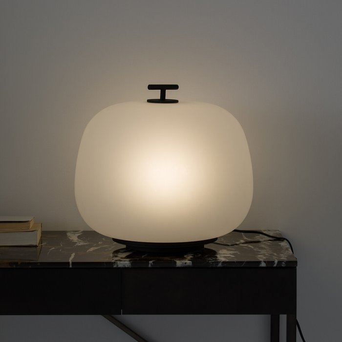 Настольная лампа Misuto XLбелого цвета - купить Настольные лампы по цене 46777.0