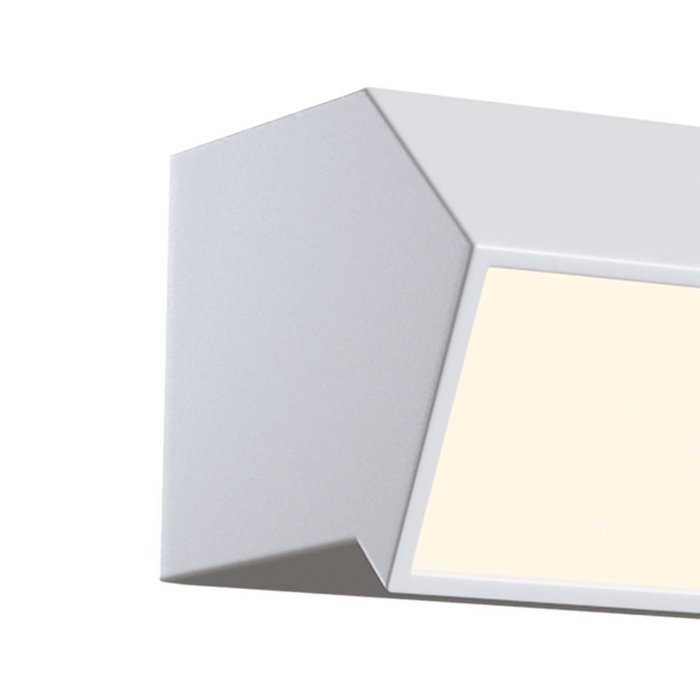 Настенный светильник Toni белого цвета - купить Бра и настенные светильники по цене 3500.0