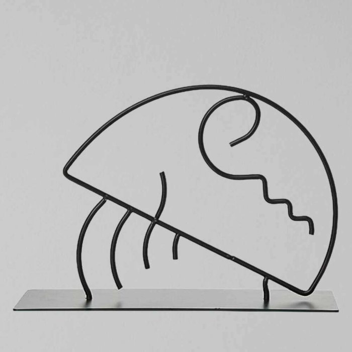 Статуэтка Wire Sculpture Calmness черного цвета - лучшие Фигуры и статуэтки в INMYROOM