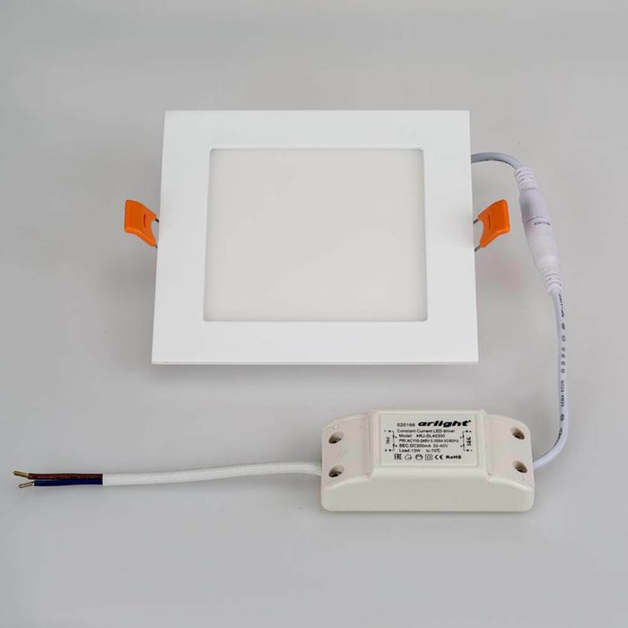 Встраиваемый светильник DL 020128 (пластик, цвет белый) - лучшие Встраиваемые споты в INMYROOM