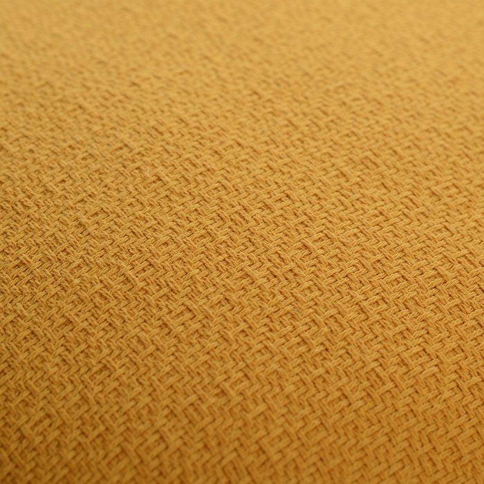 Подушка декоративная Essential из хлопка фактурного плетения цвета шафрана  - лучшие Декоративные подушки в INMYROOM