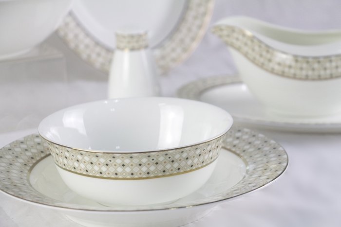 Набор посуды Diela 26 pcs dinner set из фарфора - купить Сервизы по цене 16700.0 Набор посуды Diela 26 pcs dinner set из фарфора - купить Сервизы по цене 16700.0