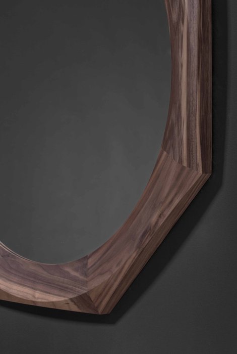 Настенное Зеркало интерьерное из массива американского ореха - купить Настенные зеркала по цене 91100.0