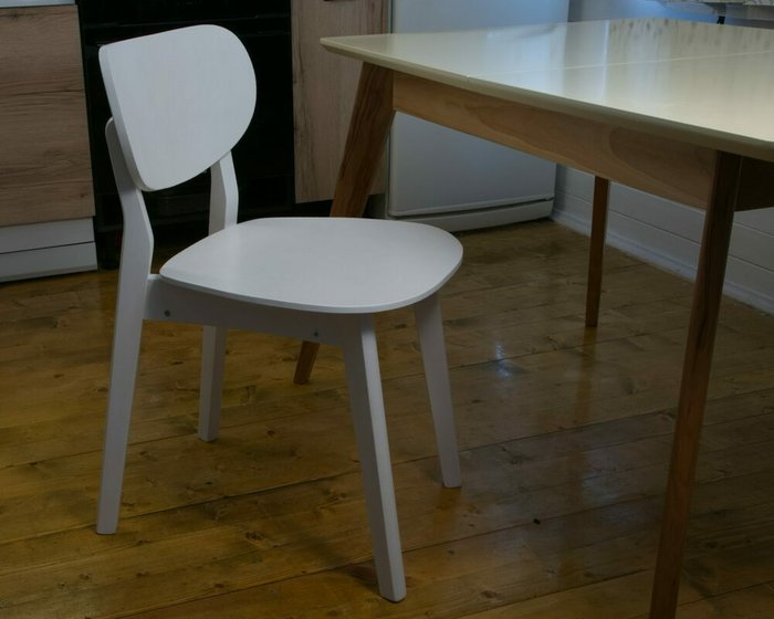 Стул Блюм белого цвета - лучшие Обеденные стулья в INMYROOM