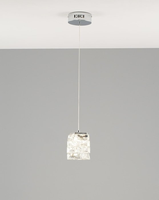 Светильник подвесной светодиодный Lazio с хрустальным плафоном - купить Подвесные светильники по цене 7790.0
