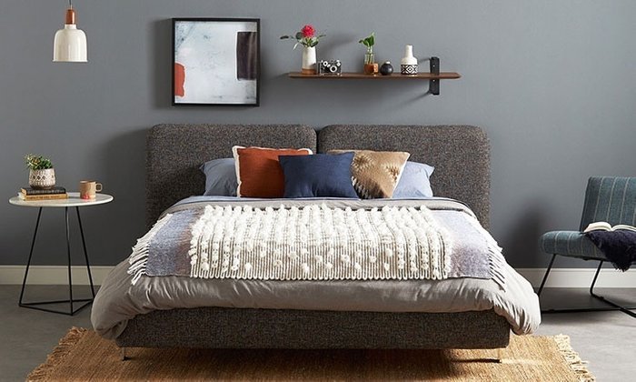Набор из двух подушек темно-синего цвета - купить Декоративные подушки по цене 5990.0