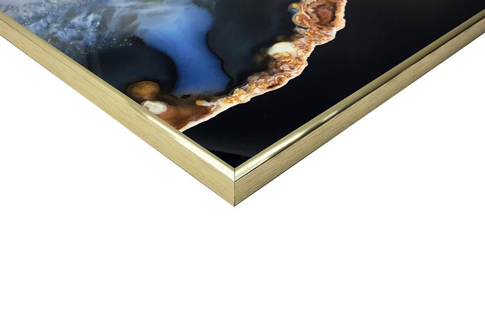 Картина Pitch blue 60х90 в золотом багете на композитном материале - лучшие Картины в INMYROOM