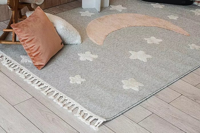 Ковер детский Stars 160x230 бежевого цвета - лучшие Ковры в INMYROOM