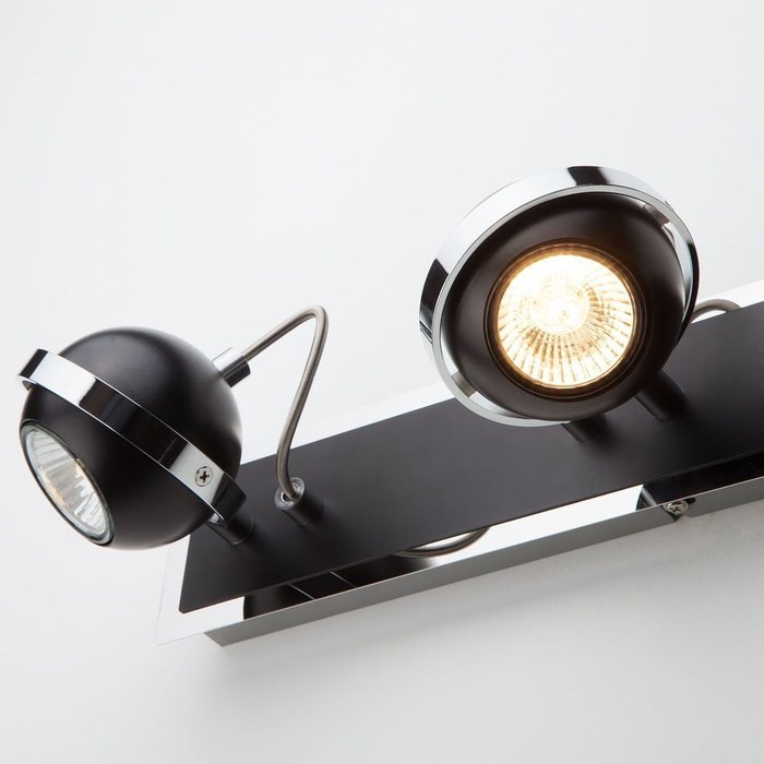 Настенный светильник с поворотными плафонами 20056/3 черный - купить Накладные споты по цене 1000.0