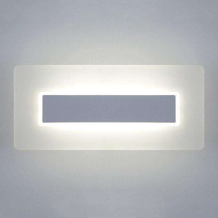 Светильник настенный светодиодный 40132/1 LED белый Square Светильник настенный светодиодный 40132/1 LED белый Square