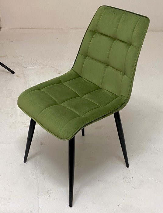 Стул Chic зеленого цвета - купить Обеденные стулья по цене 5670.0