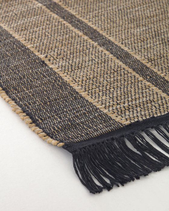 Ковре Brunilda 200x300 коричнево-черного цвета - купить Ковры по цене 52990.0 Ковре Brunilda 200x300 коричнево-черного цвета - купить Ковры по цене 52990.0