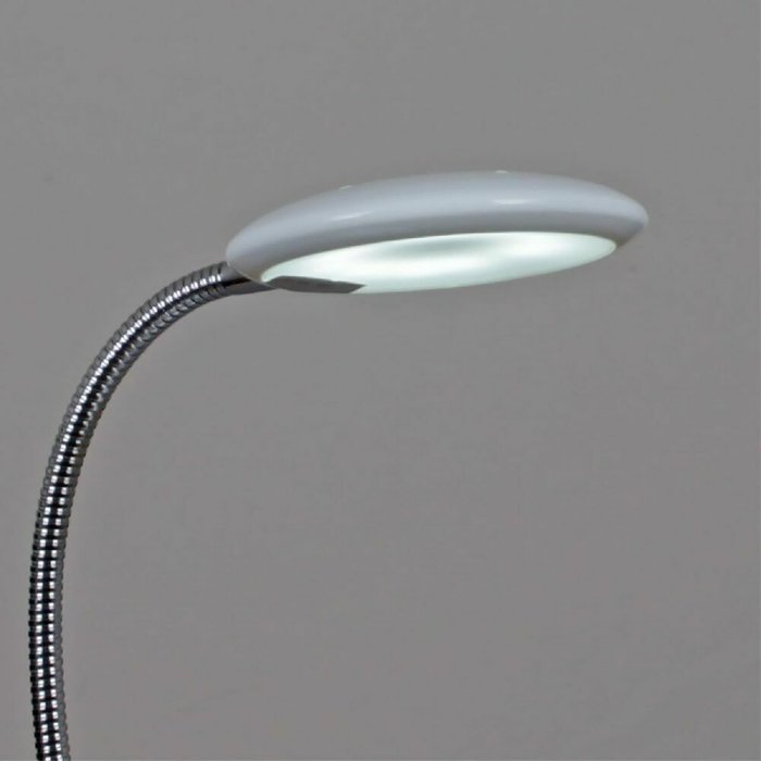 Настольная лампа 02715-0.7-01 WH (пластик, цвет белый) - купить Рабочие лампы по цене 2100.0