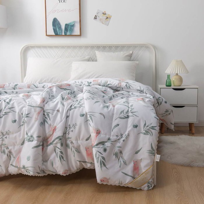 Одеяло Лайма 160х220 бело-зеленого цвета - лучшие Одеяла в INMYROOM