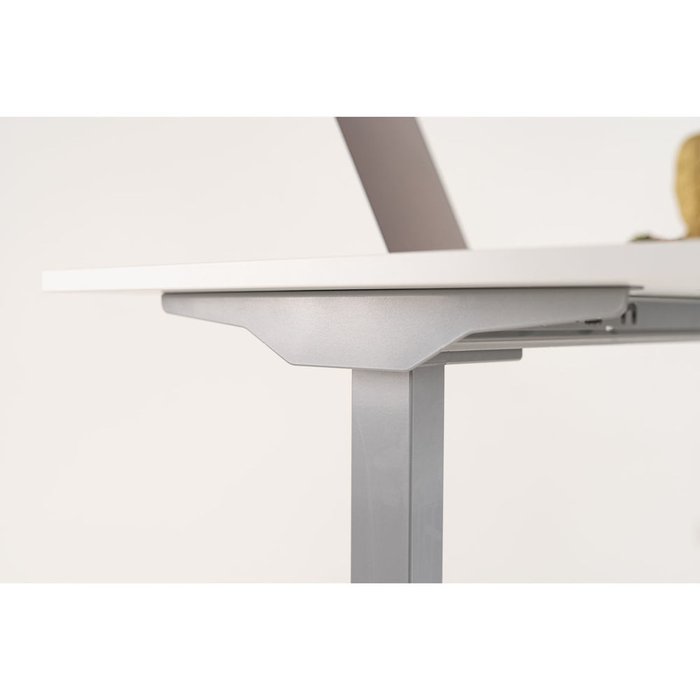 Стол офисный Smart белого цвета - лучшие Письменные столы в INMYROOM