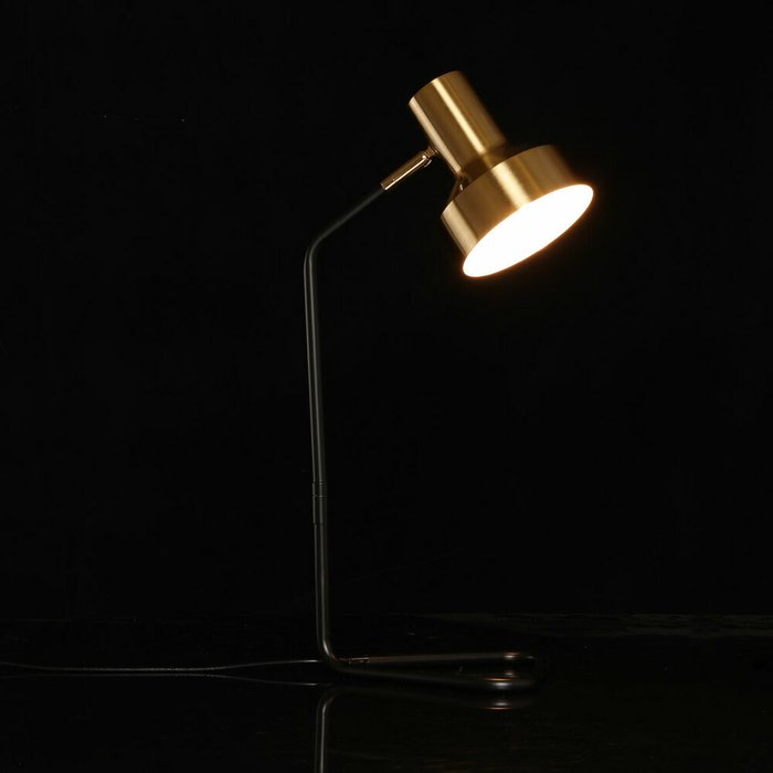 Настольная лампа De Markt Хоф - купить Рабочие лампы по цене 4480.0