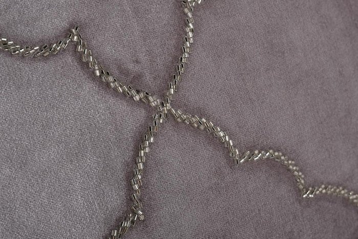 Подушка Квадро серебряного цвета с бисером - купить Декоративные подушки по цене 3180.0