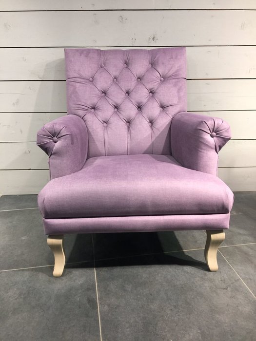 Кресло Кембридж сиреневого цвета - купить Интерьерные кресла по цене 78800.0