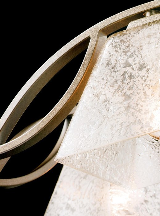 Настольная лампа Ming Wang с плафоном из хрусталя прозрачно-белого цвета - купить Настольные лампы по цене 1980.0