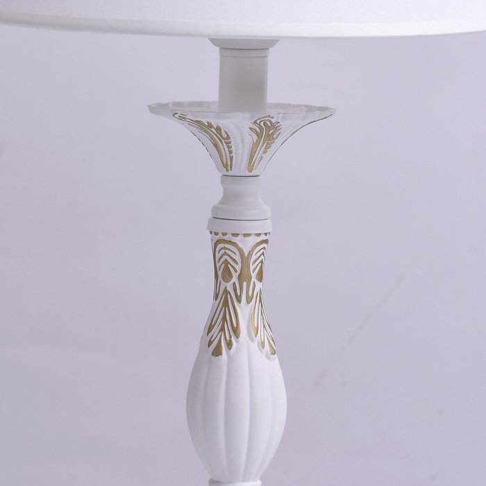 Настольная лампа Свеча с белым абажуром  - лучшие Настольные лампы в INMYROOM