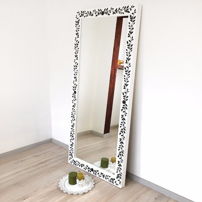 Зеркало "Black white" - лучшие Напольные зеркала в INMYROOM