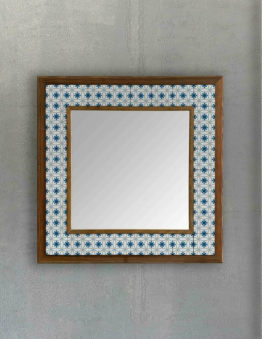 Настенное зеркало с каменной мозаикой 43x43 бело-синего цвета - купить Настенные зеркала по цене 16871.0
